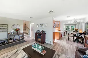 12 Willis Dr, Closter, NJ 07624 - Photo 6