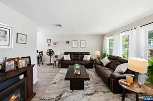 12 Willis Dr, Closter, NJ 07624 - Photo 4