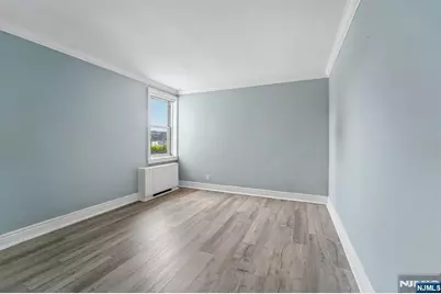 2000 Linwood Avenue 4P #4P, Fort Lee, NJ 07024 - Photo 12