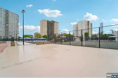 2000 Linwood Avenue 4P #4P, Fort Lee, NJ 07024 - Photo 20