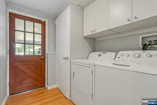 670 Swathmore Ln, Paramus, NJ 07652 - Photo 36
