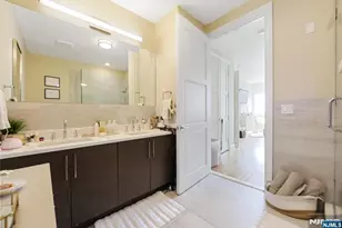 15 Somerset Ln 514, Edgewater, NJ 07020 - Photo 14