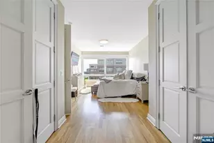 15 Somerset Ln 514, Edgewater, NJ 07020 - Photo 12