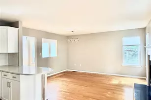 35 Harrier Ct 35, Wayne, NJ 07470 - Photo 6