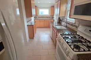 245 Paterson Ave, Lodi, NJ 07644 - Photo 6