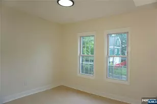 116 19th St, East Orange, NJ 07017 - Photo 4