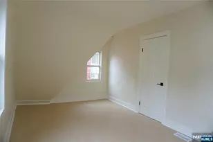 116 19th St, East Orange, NJ 07017 - Photo 10