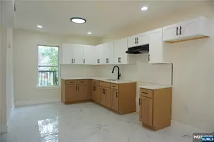 116 19th St, East Orange, NJ 07017 - Photo 2