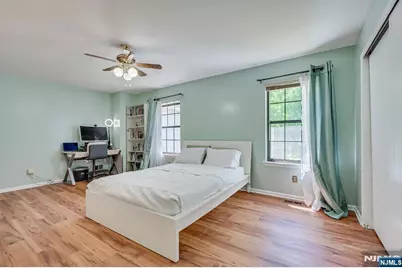 1402 Maplecrest Road 1402 #1402, Edison, NJ 08820 - Photo 26