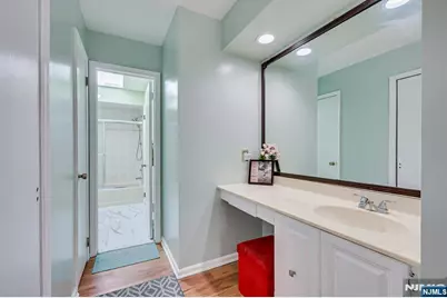 1402 Maplecrest Road 1402 #1402, Edison, NJ 08820 - Photo 28