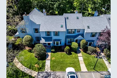 1402 Maplecrest Road 1402 #1402, Edison, NJ 08820 - Photo 6