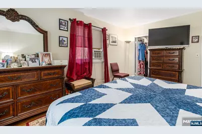 54 Bedford Avenue, Teaneck Township, NJ 07666 - Photo 18