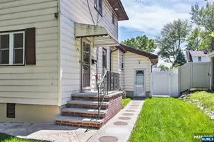 54 Bedford Ave, Teaneck Township, NJ 07666 - Photo 2