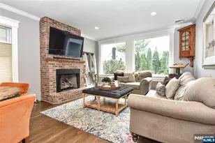 208 Lincoln Ave, Ridgewood, NJ 07450 - Photo 6