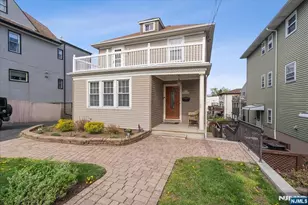 1119 Stonewall Ln, Secaucus, NJ 07094 - Photo 2