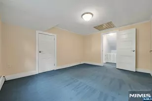 288 Van Dien Ave D, Ridgewood, NJ 07450 - Photo 22