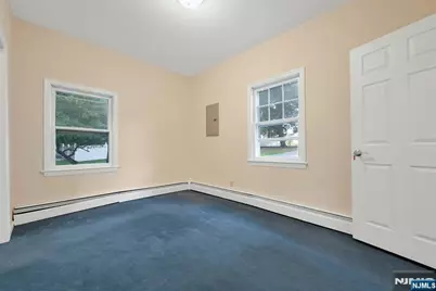 288 Van Dien Avenue D #D, Ridgewood, NJ 07450 - Photo 12