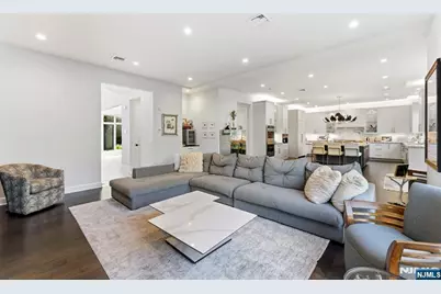 29 Roslyn Avenue, Englewood Cliffs, NJ 07632 - Photo 20