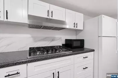 293 Clifton Avenue, Newark, NJ 07104 - Photo 12