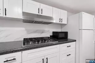 293 Clifton Ave, Newark, NJ 07104 - Photo 12