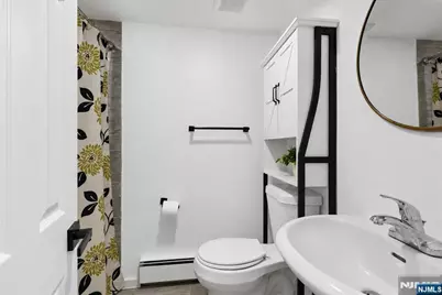 293 Clifton Avenue, Newark, NJ 07104 - Photo 4
