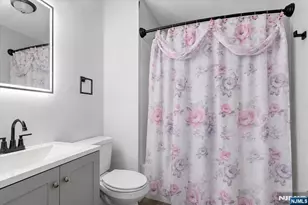 293 Clifton Ave, Newark, NJ 07104 - Photo 18