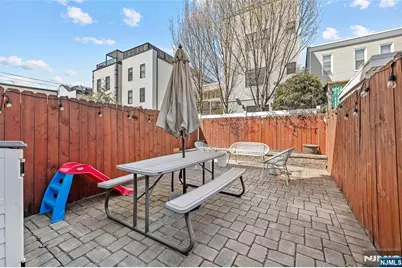 289 Webster Avenue 1A #1a, Jersey City, NJ 07307 - Photo 20