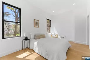 113 5 Oak Street 1, Jersey City, NJ 07304 - Photo 8