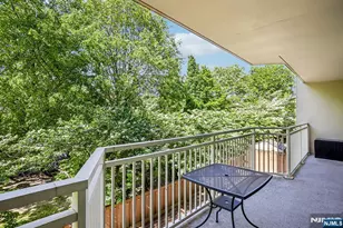 1077 River Road 211, Edgewater, NJ 07020 - Photo 24