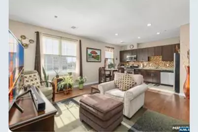 1209 Summit Avenue 402 #402, Jersey City, NJ 07307 - Photo 2