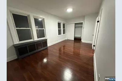 32 Hamilton Avenue, Fairview, NJ 07022 - Photo 24