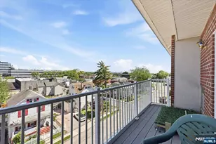 39 Union Street 402, Hackensack, NJ 07601 - Photo 2