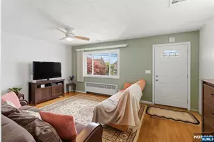 45 Ave B, Lodi, NJ 07644 - Photo 8