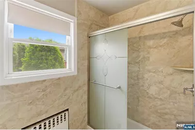 45 Avenue B, Lodi, NJ 07644 - Photo 18
