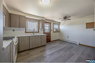 88 Maple Avenue, Woodland Park, NJ 07424 - Photo 4