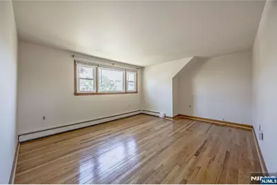 88 Maple Avenue, Woodland Park, NJ 07424 - Photo 8