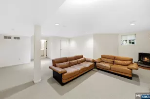 5 Pheasant Run, Old Tappan, NJ 07675 - Photo 22
