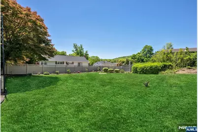 40 Walray Avenue, North Haledon, NJ 07508 - Photo 32