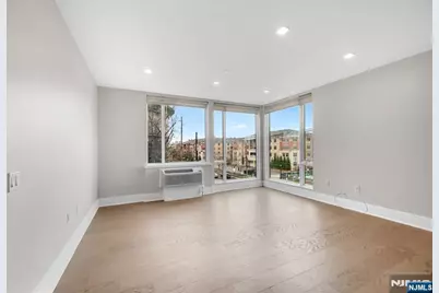 7101 River Road 210A #210A, North Bergen, NJ 07047 - Photo 6
