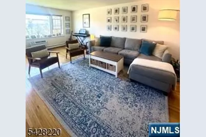 605 Grove Street D4 #D4, Clifton, NJ 07013 - Photo 2