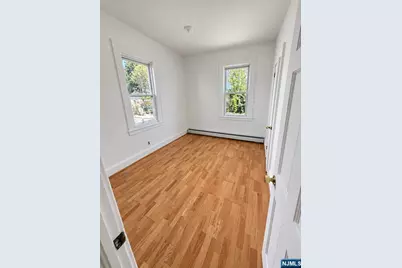 162 Highland Avenue, Kearny, NJ 07032 - Photo 10