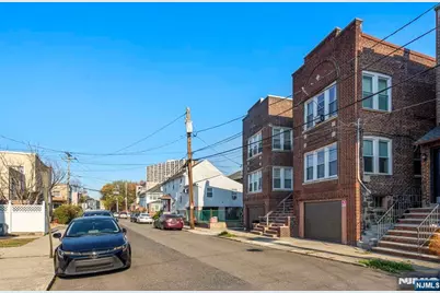 170 Cedar Street Fl 1 #Fl 1, Cliffside Park, NJ 07010 - Photo 14