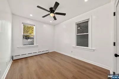 170 Cedar Street Fl 1 #Fl 1, Cliffside Park, NJ 07010 - Photo 10