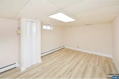 39-22 Vanore Drive, Fair Lawn, NJ 07410 - Photo 18