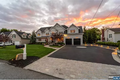 11 Amelia Drive, Old Tappan, NJ 07675 - Photo 2