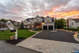11 Amelia Dr, Old Tappan, NJ 07675 - Photo 2