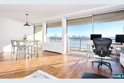 4 Horizon Road 1027 #1027, Fort Lee, NJ 07024 - Photo 10