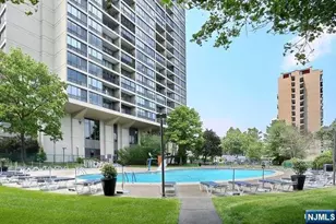 4 Horizon Road 1027, Fort Lee, NJ 07024 - Photo 28
