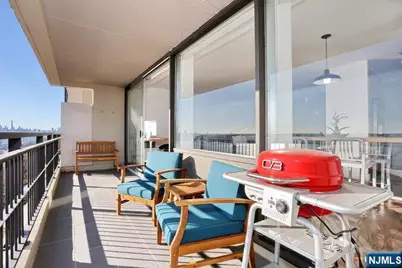 4 Horizon Road 1027 #1027, Fort Lee, NJ 07024 - Photo 26