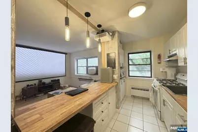 500 Linwood Drive 2G #2G, Fort Lee, NJ 07024 - Photo 6